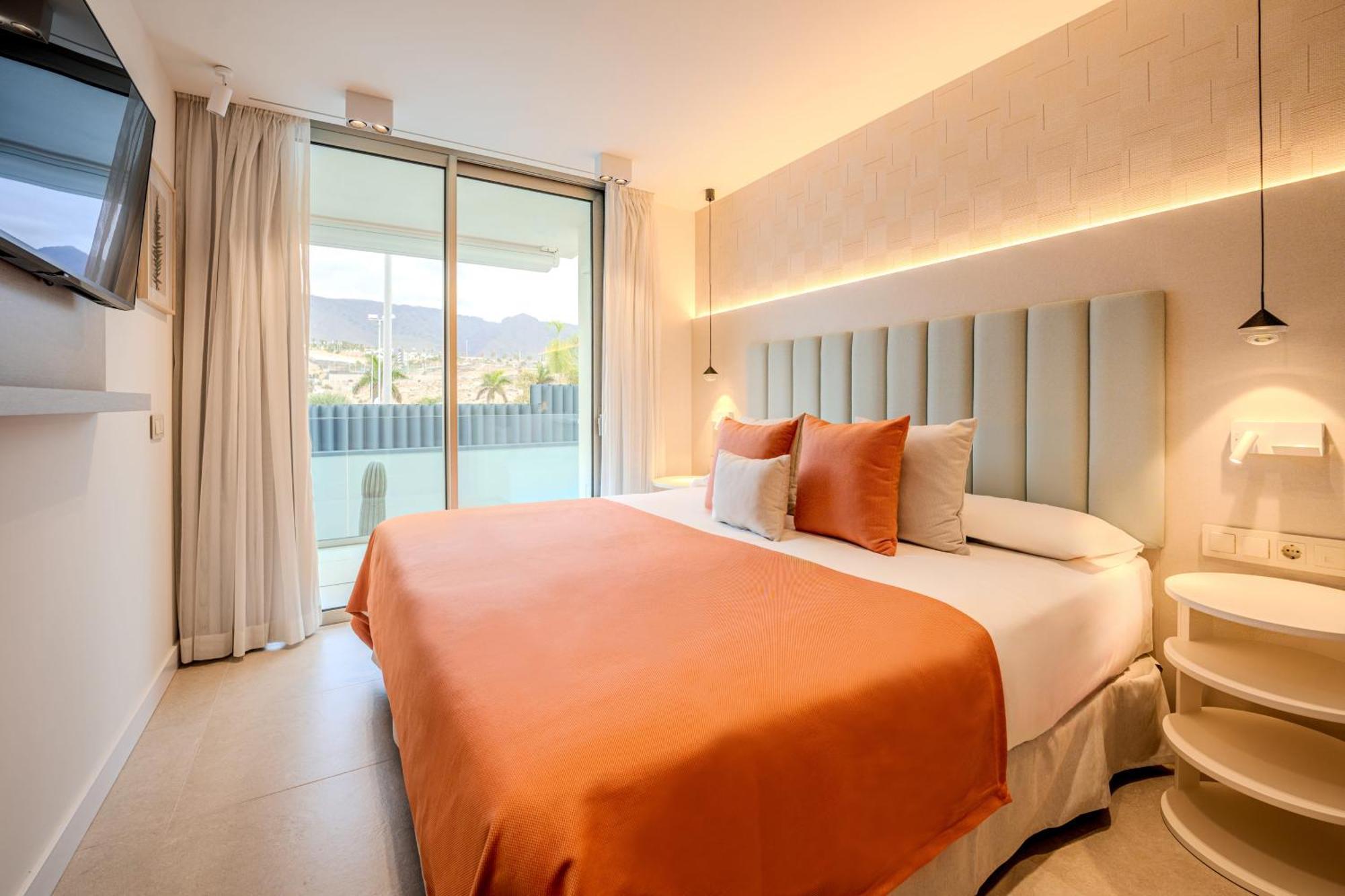 Caleta Suites Tenerife 아데제 외부 사진